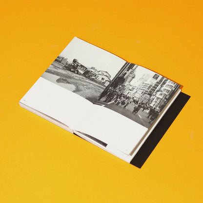 ［新装版］写真の中の君は何を見ている